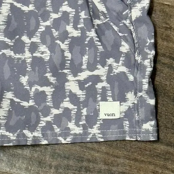 VUORI Women's Dash Mid Rise Animal Print Running Shorts, Opal Spots (Gray), L - Picture 4 of 12